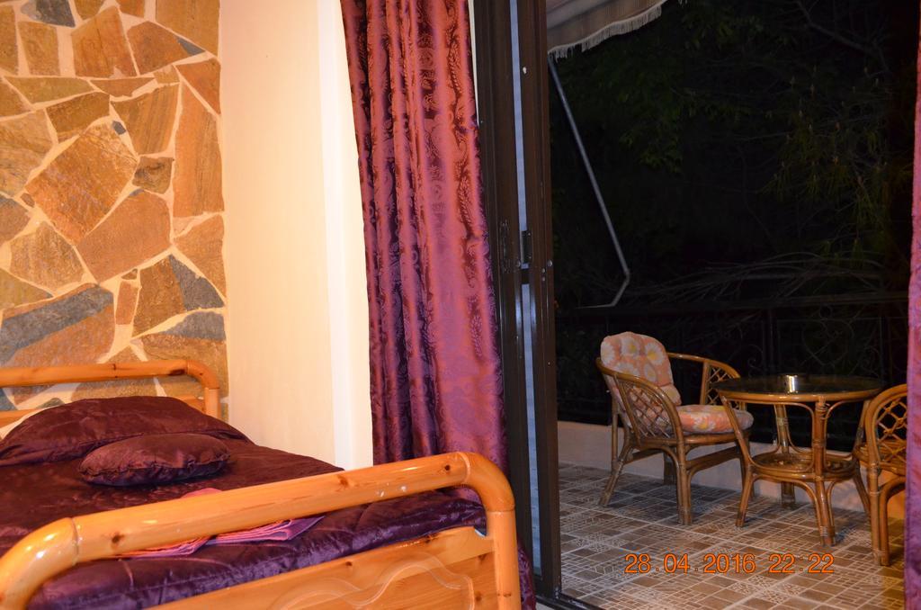 Apartments Zoumperi Néa Mákri Extérieur photo