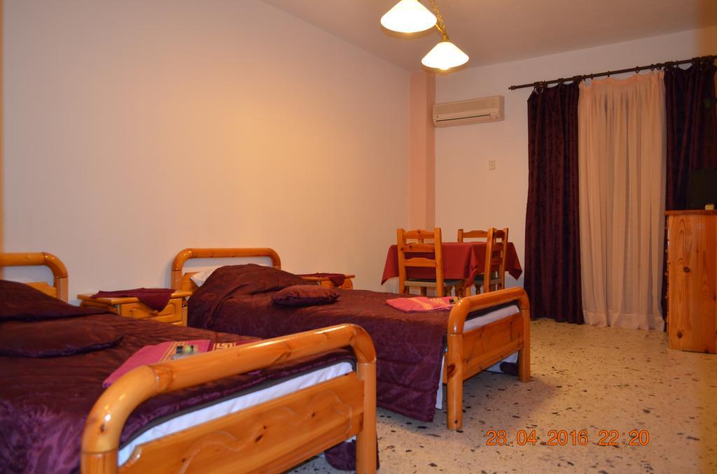 Apartments Zoumperi Néa Mákri Extérieur photo