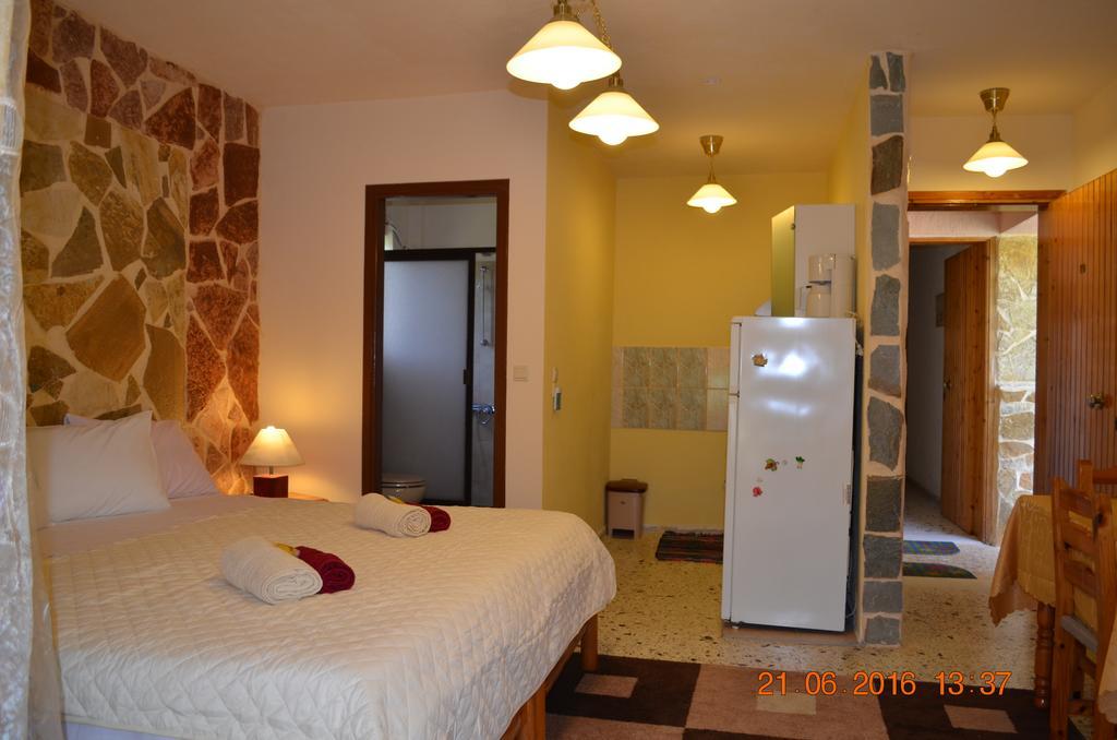 Apartments Zoumperi Néa Mákri Extérieur photo