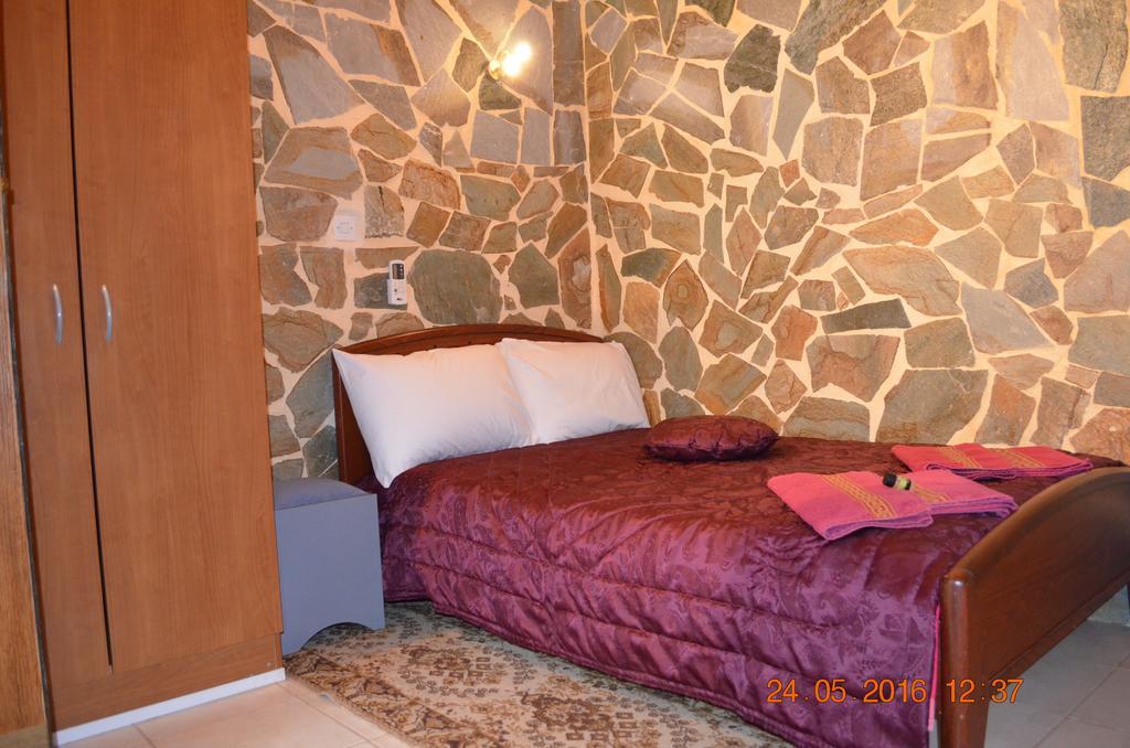 Apartments Zoumperi Néa Mákri Extérieur photo
