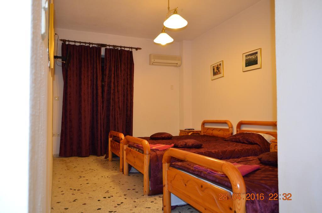 Apartments Zoumperi Néa Mákri Extérieur photo