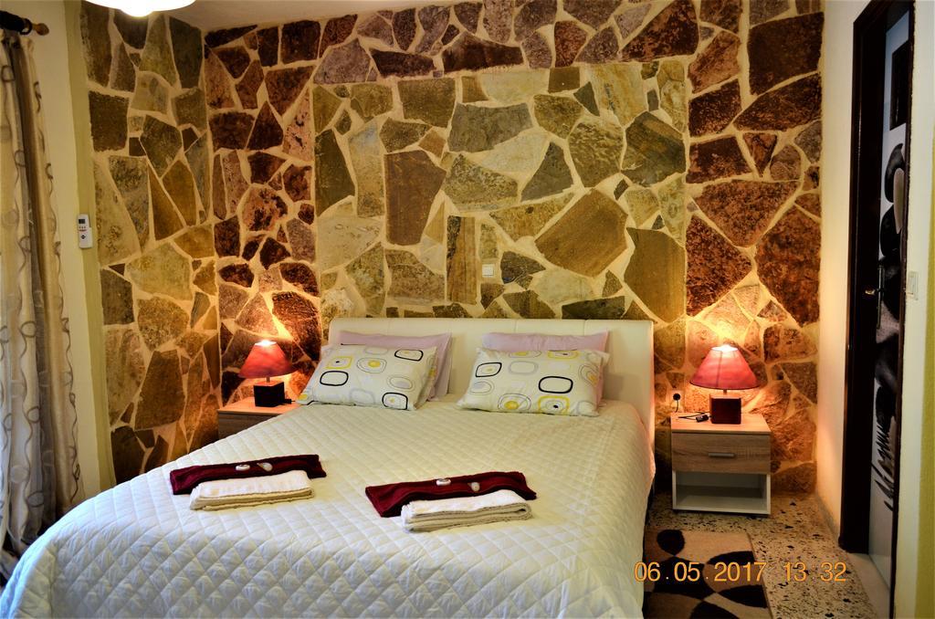 Apartments Zoumperi Néa Mákri Extérieur photo