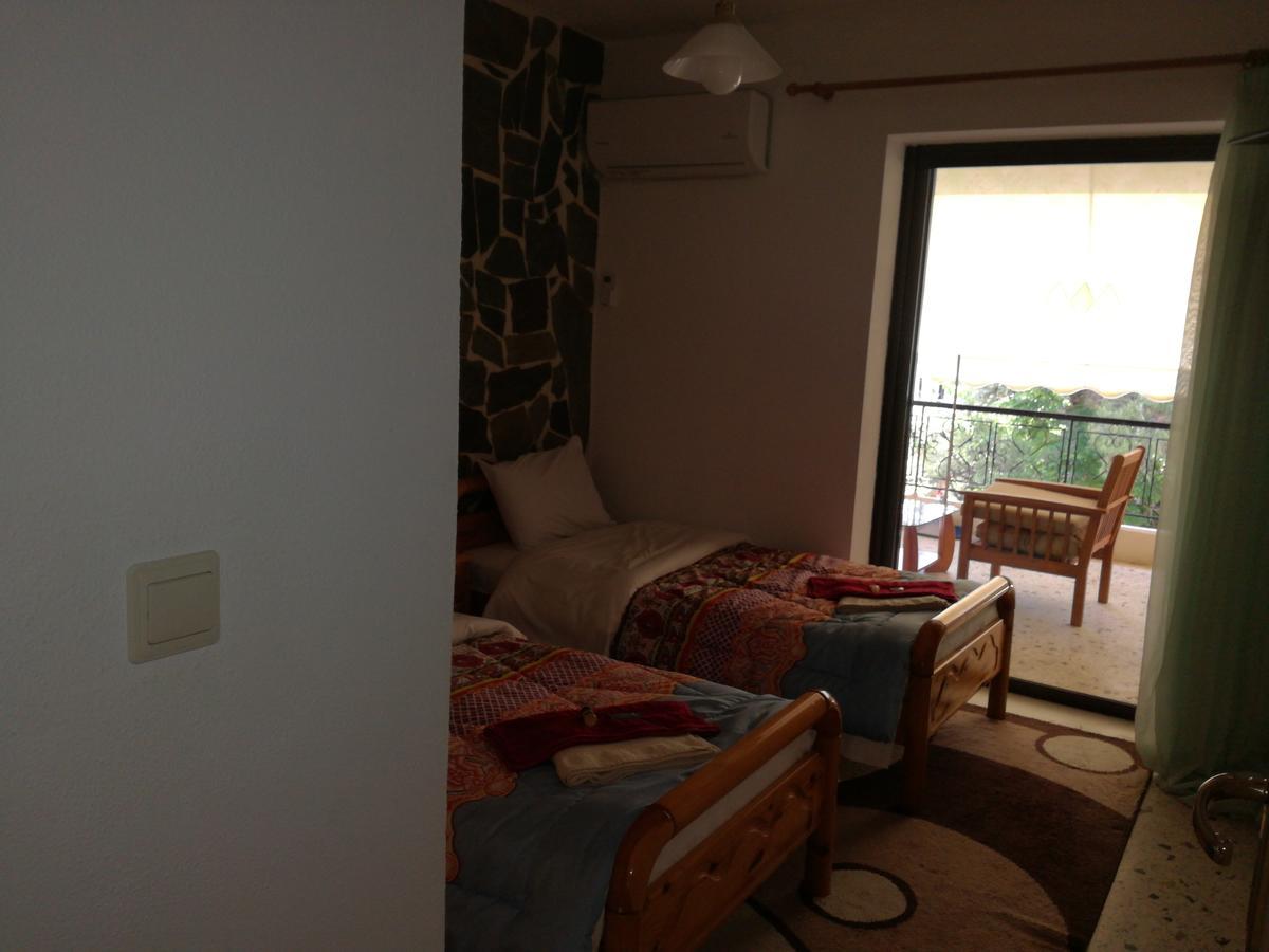 Apartments Zoumperi Néa Mákri Extérieur photo
